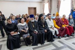 В рамках дня некоммерческих организаций в Горно-Алтайске состоялась площадка «Диалог религий и культур»